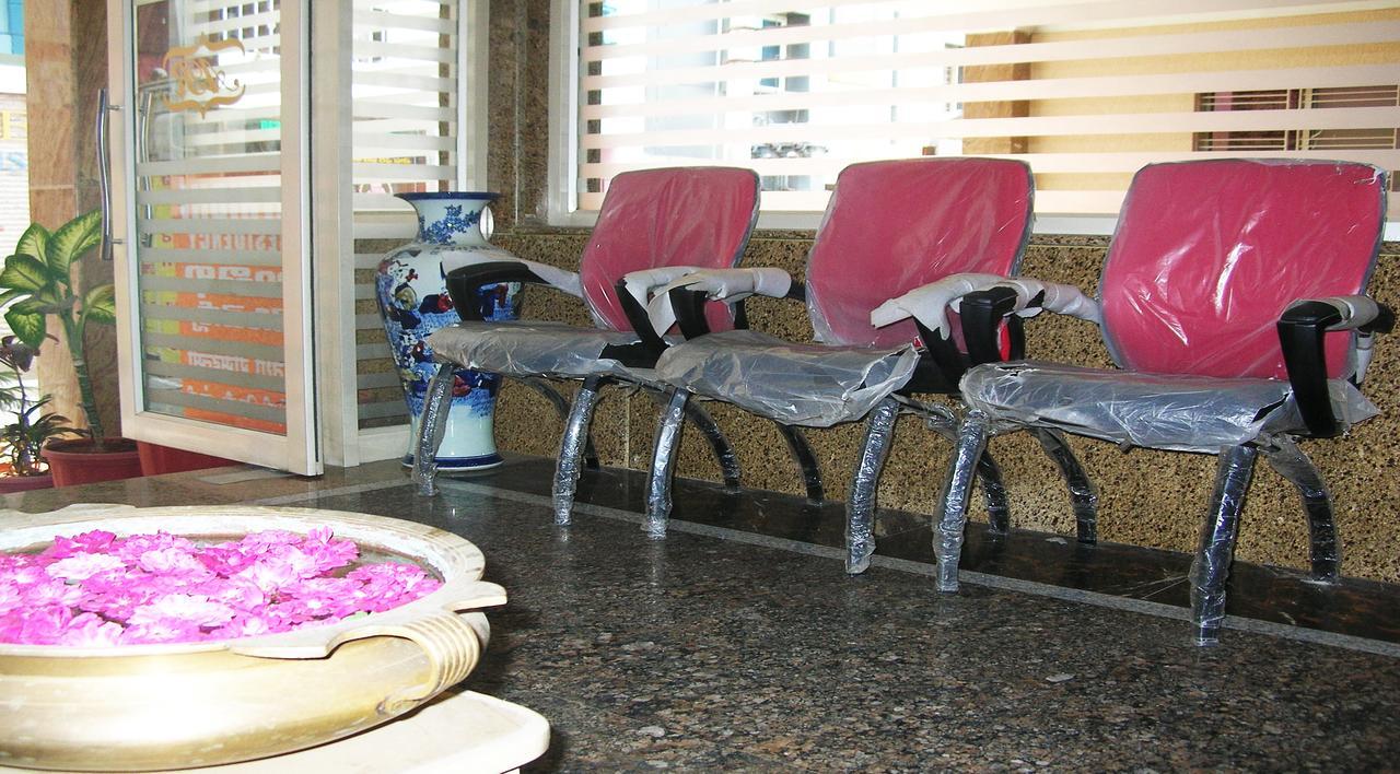 Athidhi Residency Hotell Tirupati Eksteriør bilde