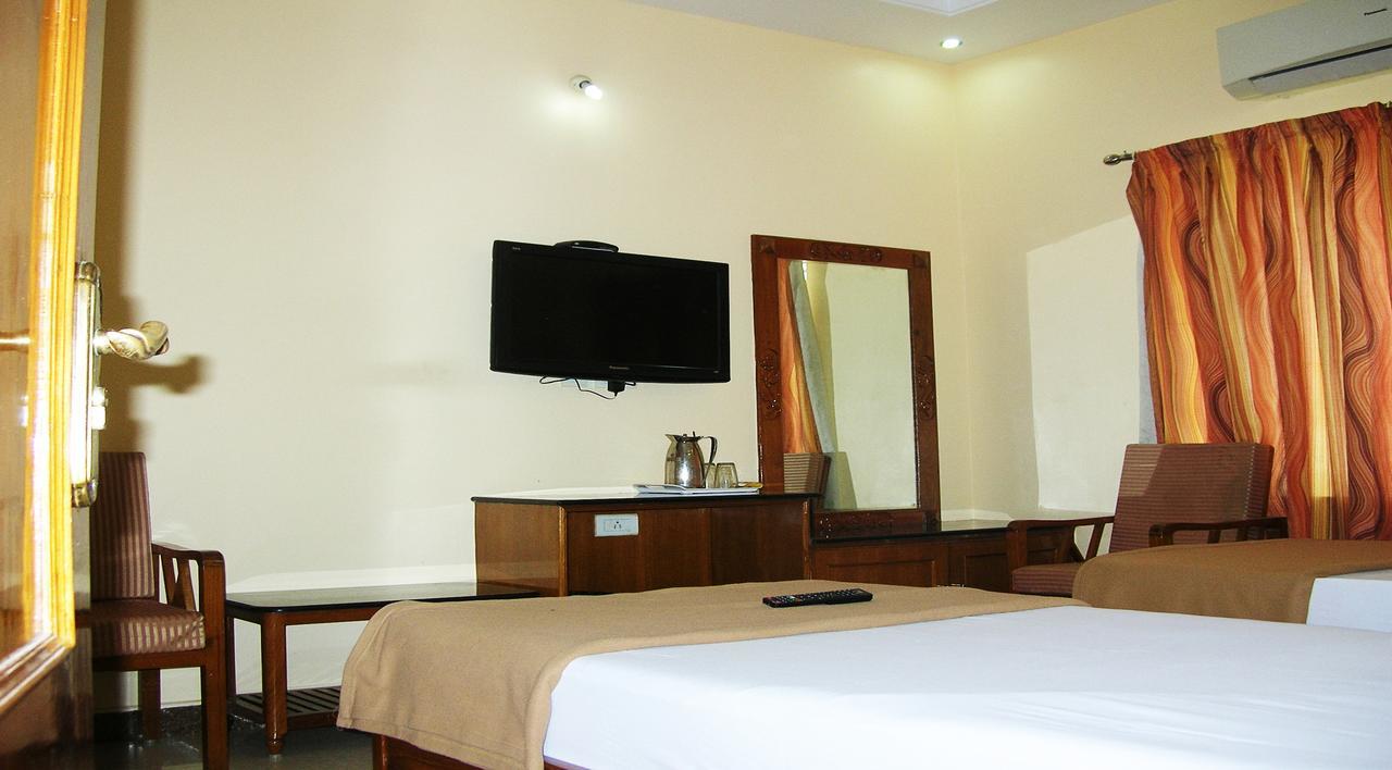 Athidhi Residency Hotell Tirupati Eksteriør bilde