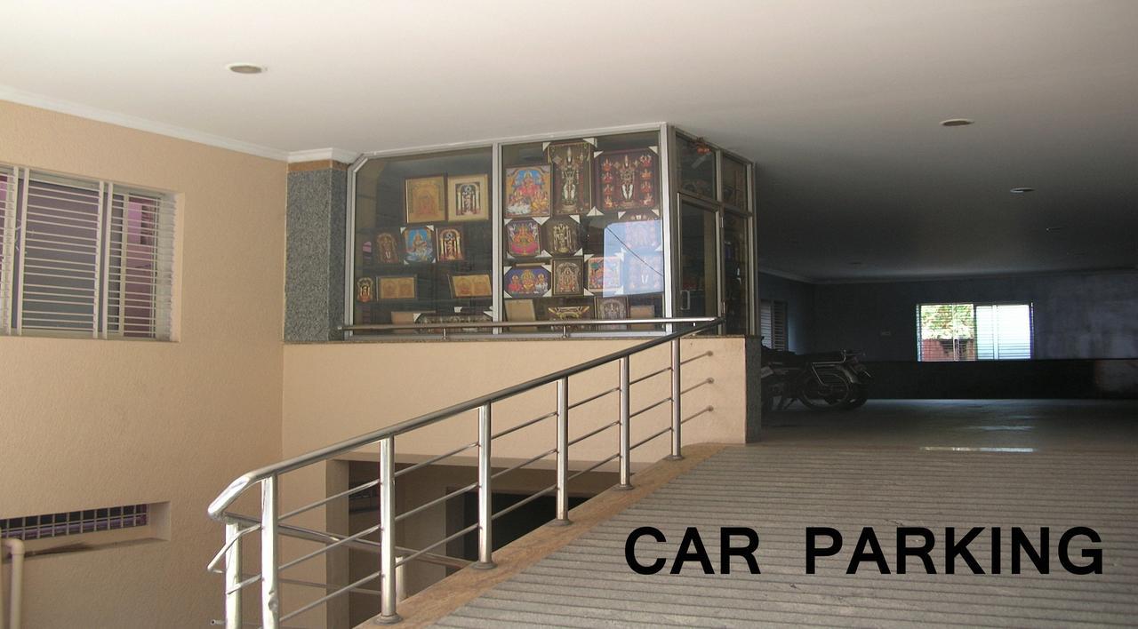 Athidhi Residency Hotell Tirupati Eksteriør bilde